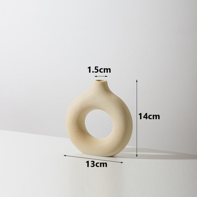 Nordic Circular Hollow Ceramic Vase Donut